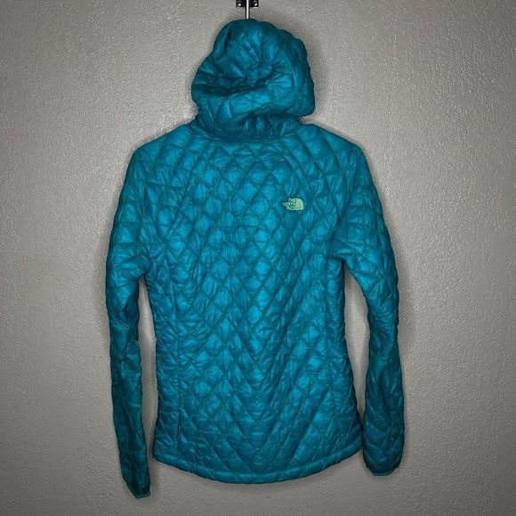 The North Face Womens Hooded Thermoball Jacket Small - Picture 2 of 4